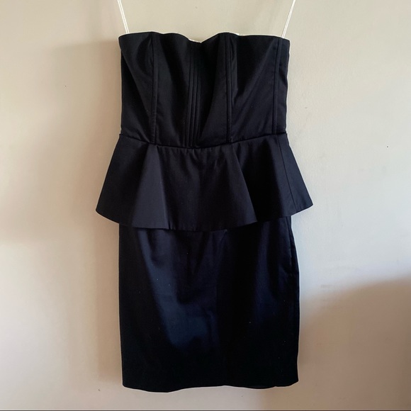 Alice + Olivia Strapless Black peplum Mini Dress - Picture 2 of 11